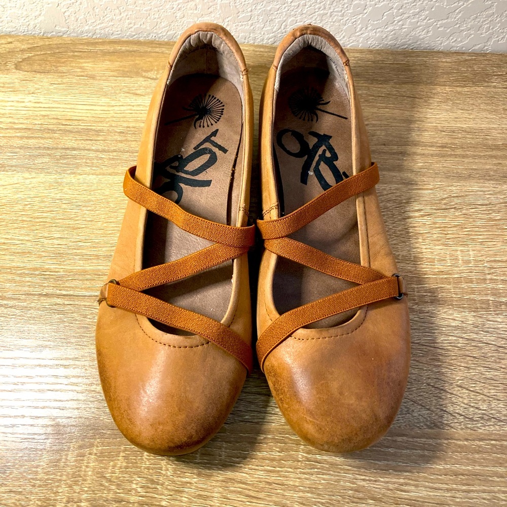Leather flats